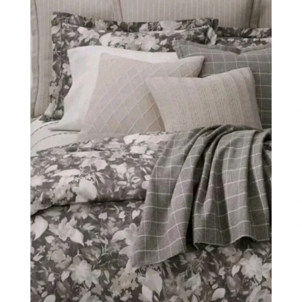 Ralph Lauren Avery Duvet Cover Full Queen Gray‎ Chrysanthemum Floral NEW 92x96
